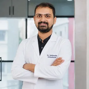 DR. SIDDHARTHA KASTURY 